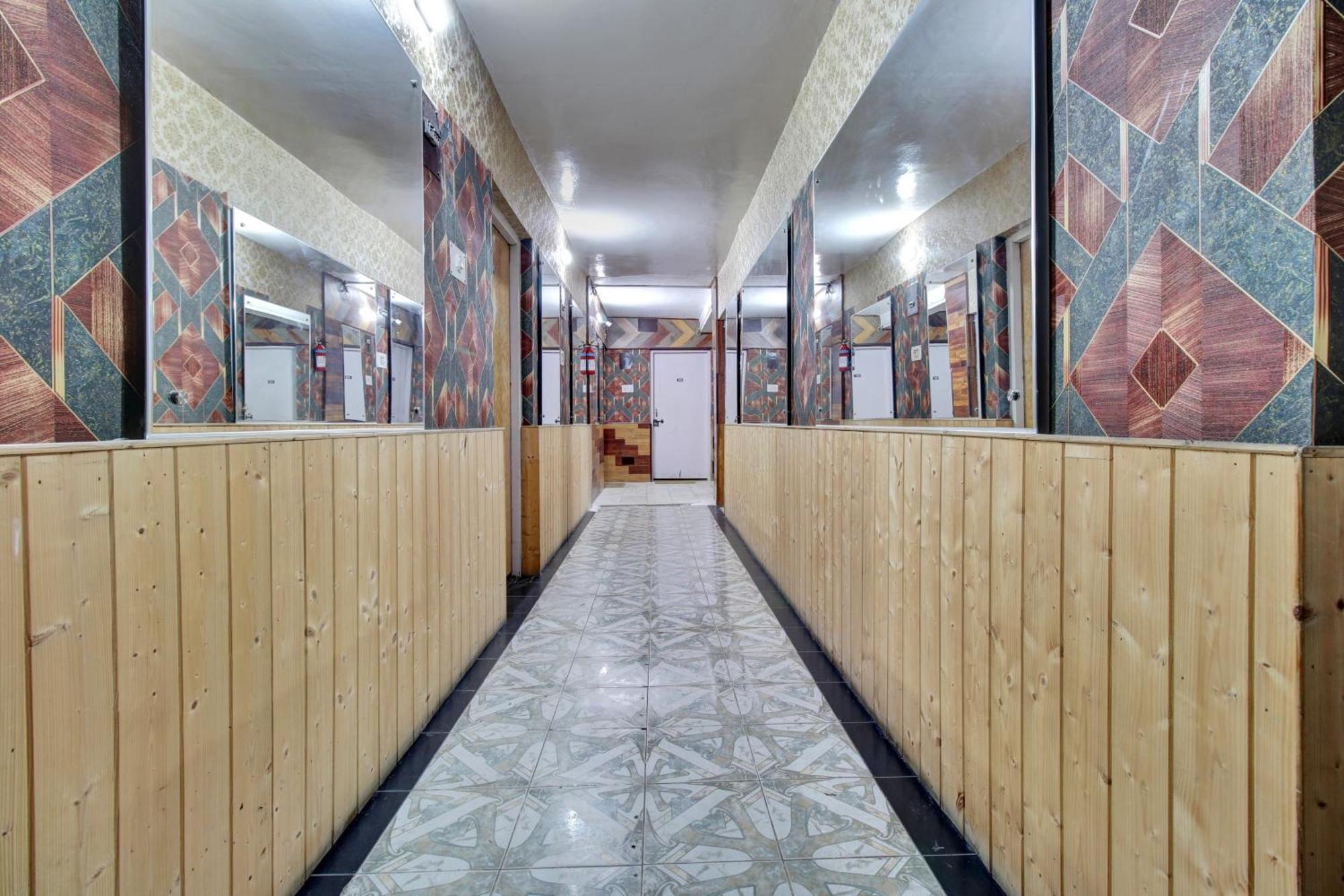 Hotel Ab-I-Hayat Srīnagar Exteriér fotografie